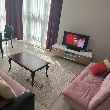 Cosy Flat In The City Centre Apartman
